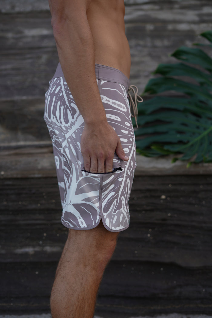 Kamekona Kane Shorts (Short Length)