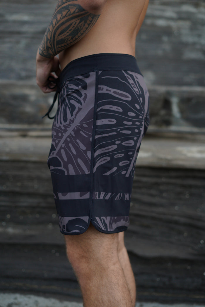 Kamekona Kane Shorts (Short Length)
