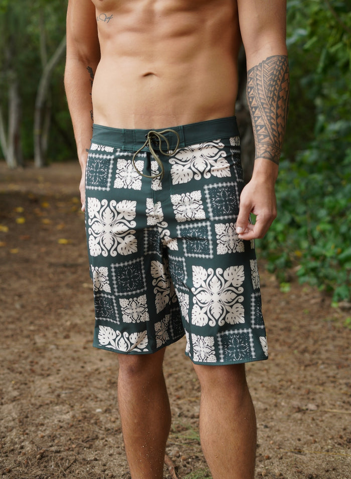 Kamekona Kane Shorts (WAREHOUSE SALE)