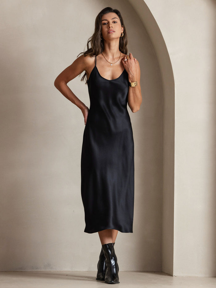 [Black] SilkSilky  Spaghetti Strap V Neck Dress 004