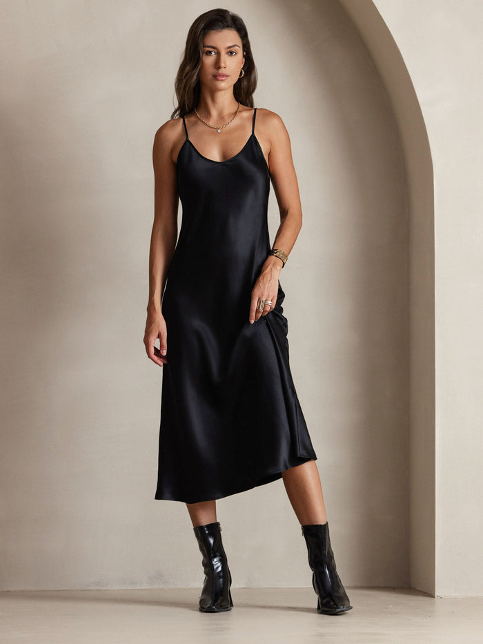 [Black] SilkSilky  Spaghetti Strap V Neck Dress 001