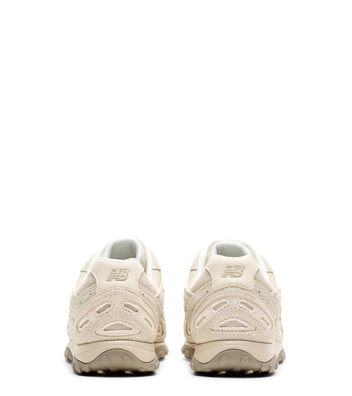 New Balance 204L Beige