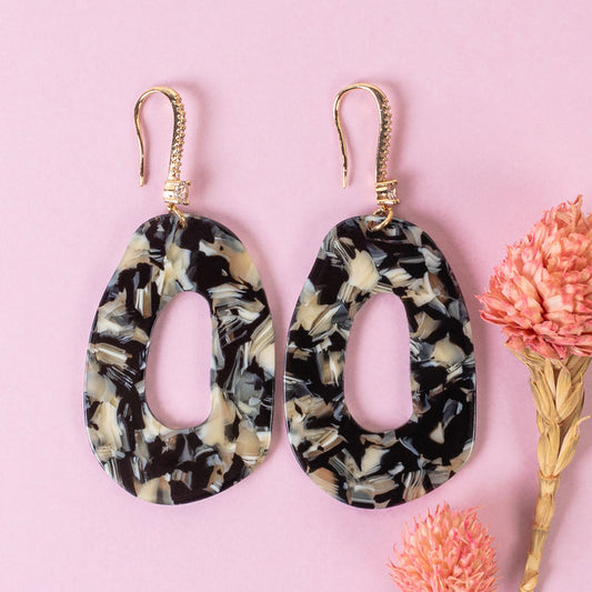 93256 - Abstract Acrylic Earrings - Black