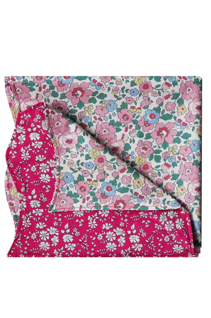 Betsy Blossom Pink & Capel Reversible Wavy Napkin Set