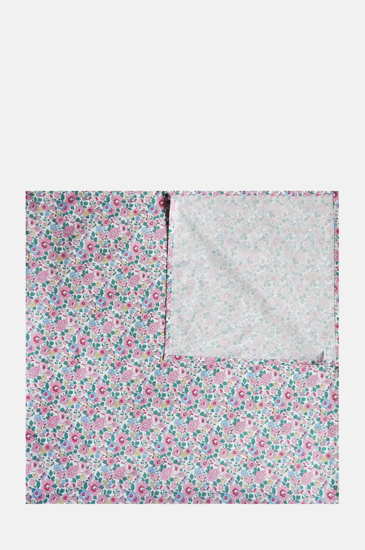 Coco and Wolf Betsy Blossom Pink Tablecloth 150x250cm.