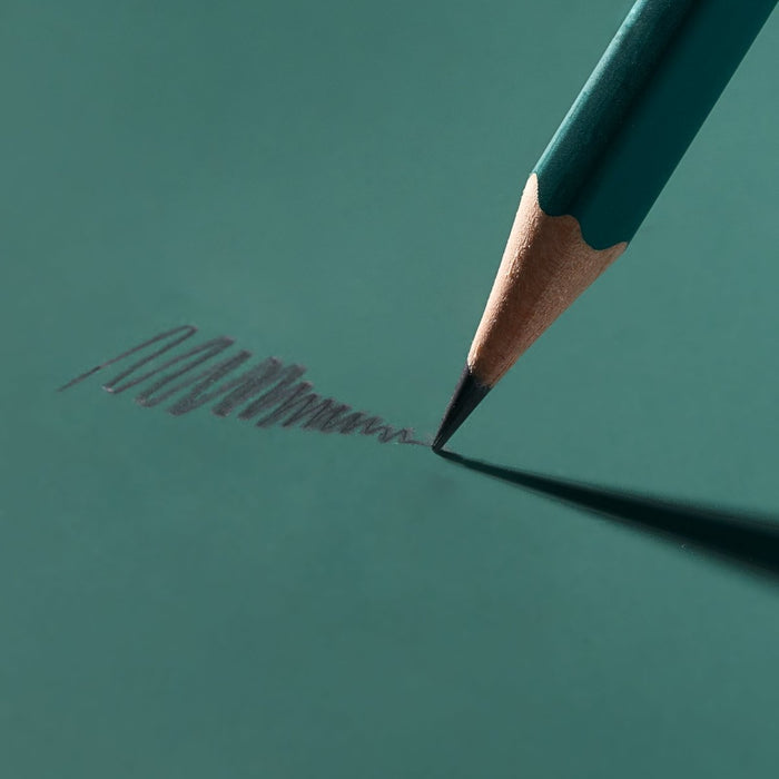 Blackwing matte green pencil with soft graphite