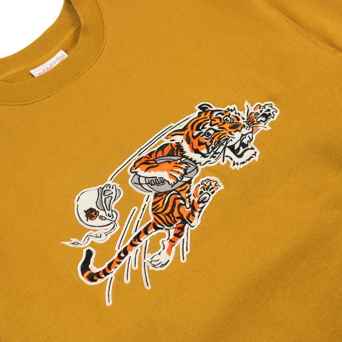 Cincinnati Bengals Dusted Collection Fleece Crew (Brown)