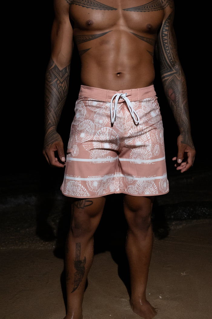 Kamekona Kane Shorts (Short Length)