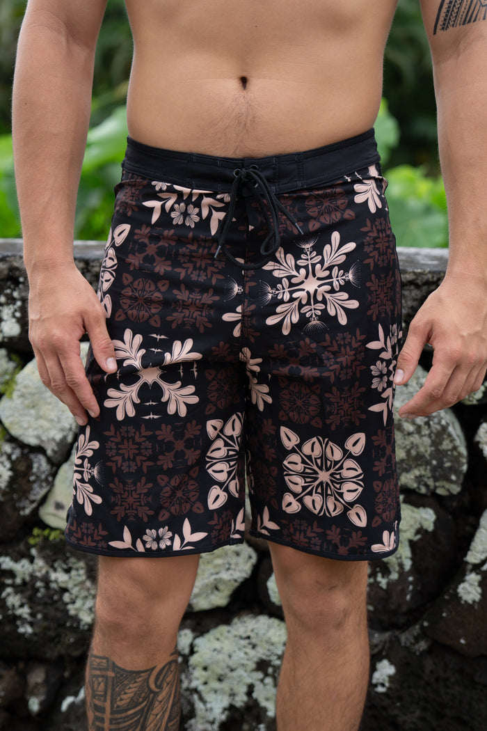 Kamekona Kane Shorts (Short Length)