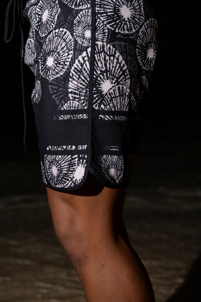 Kamekona Kane Shorts (Short Length)