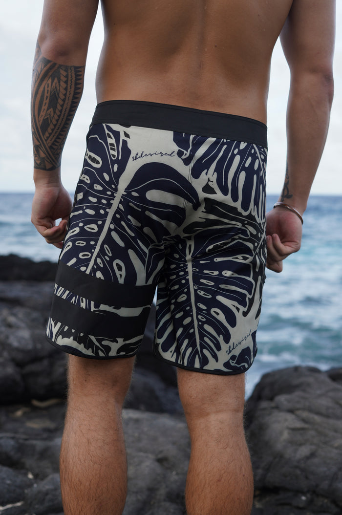 Kamekona Kane Shorts (Short Length)