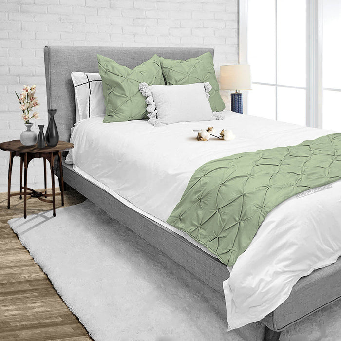 Moss Pinch  Bed Runner