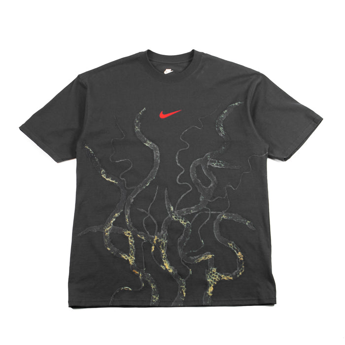 M NSW Stranger Things Tee (Off Noir/University Red)