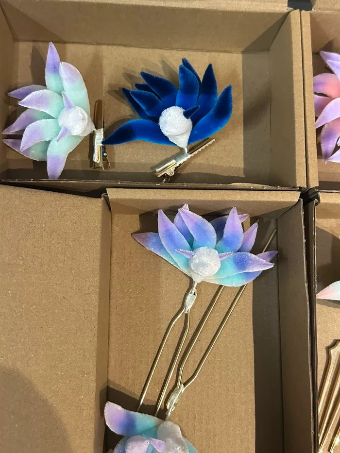 PF073 - Nine Tailed Fox Ronghua Hairpin - Wholesale