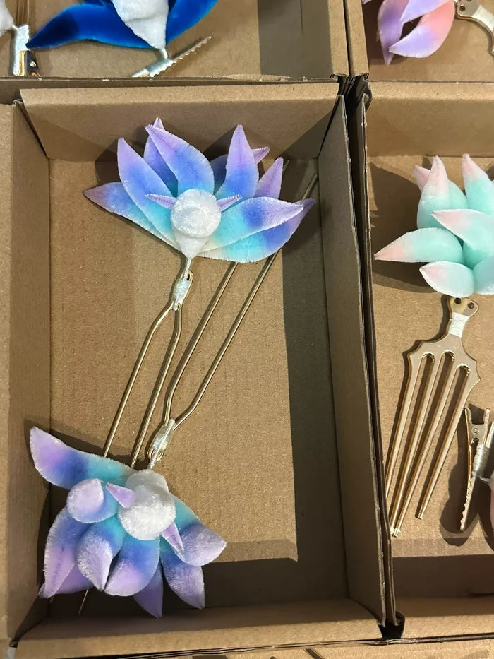 PF073 - Nine Tailed Fox Ronghua Hairpin - Wholesale