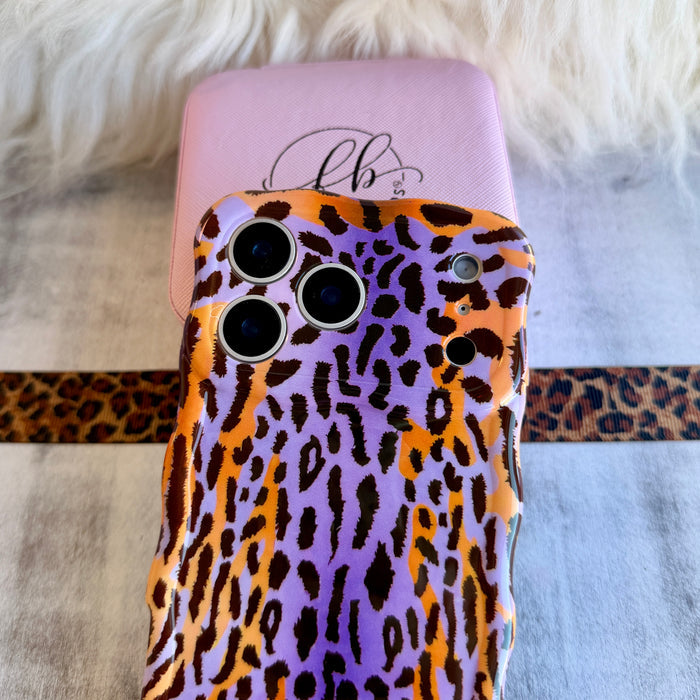 Purr-ple Haze Wavy Luxe MagSafe Case for iPhone