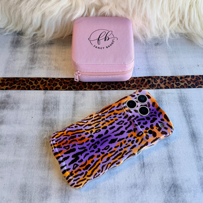 Purr-ple Haze Wavy Luxe MagSafe Case for iPhone