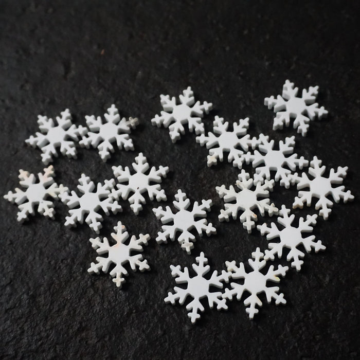 Scatter Table Decoration