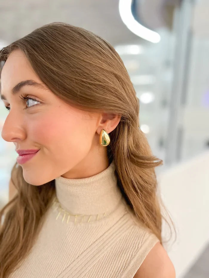 Shiny Serene Studs