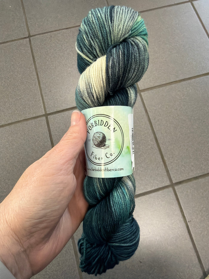 Single Skein Sale - Gluttony Worsted