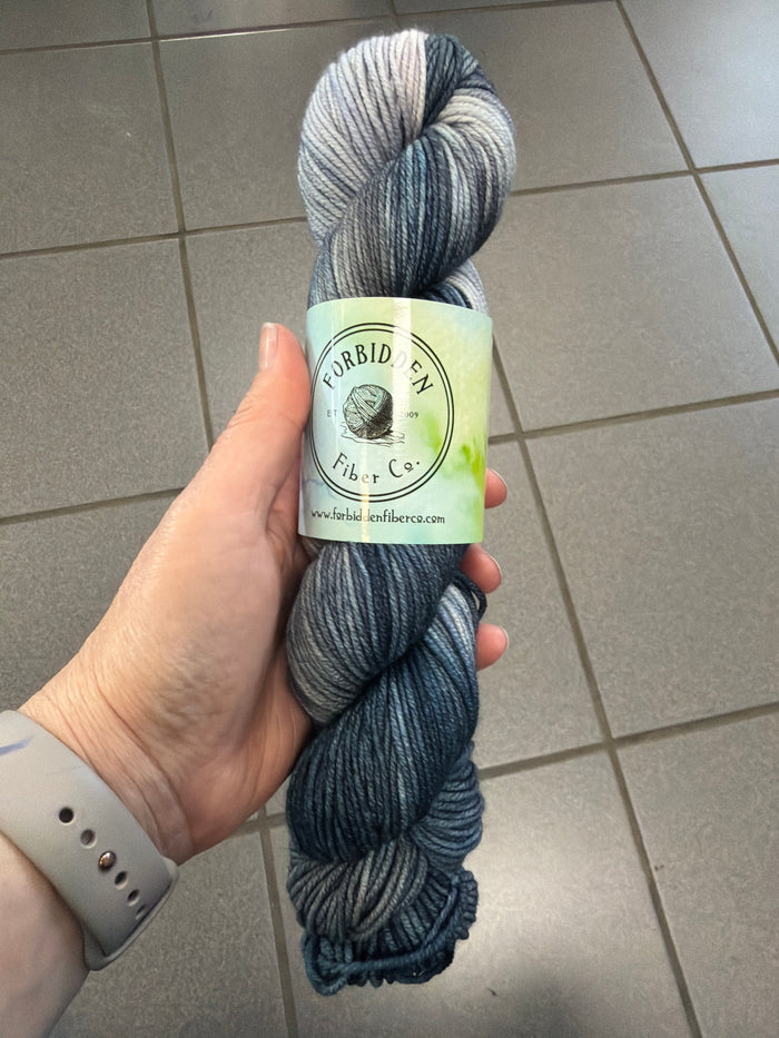 Single Skein Sale - Gluttony Worsted