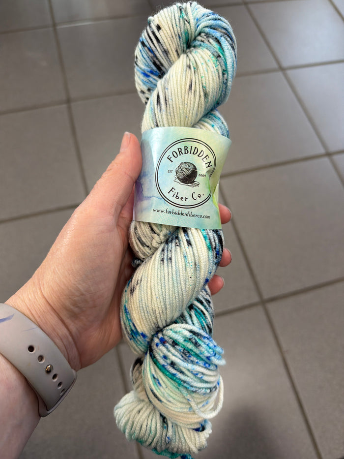 Single Skein Sale - Gluttony Worsted