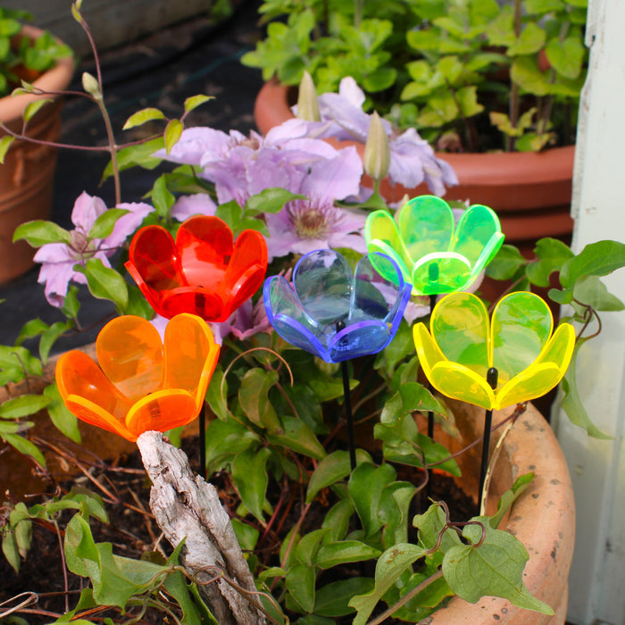SunCatcher Fluorescent Tulip Garden Stakes – Set of 5 Outdoor Garden Ornaments