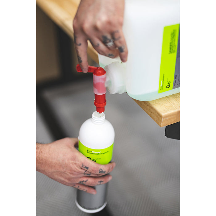Koch Chemie Tap for 5L Container Demo with Green Star 5L pour into 1L.