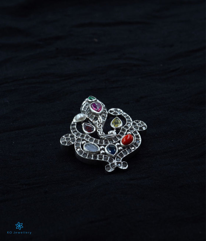 The Kapila Silver Navarathna Ganesha Pendant (Oxidised)
