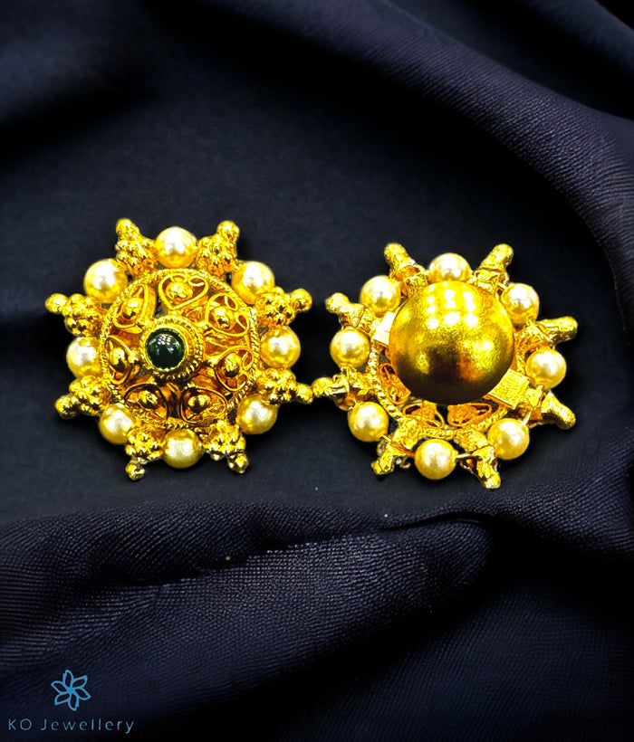 The Lakshita Silver Ear-studs (Pearl)