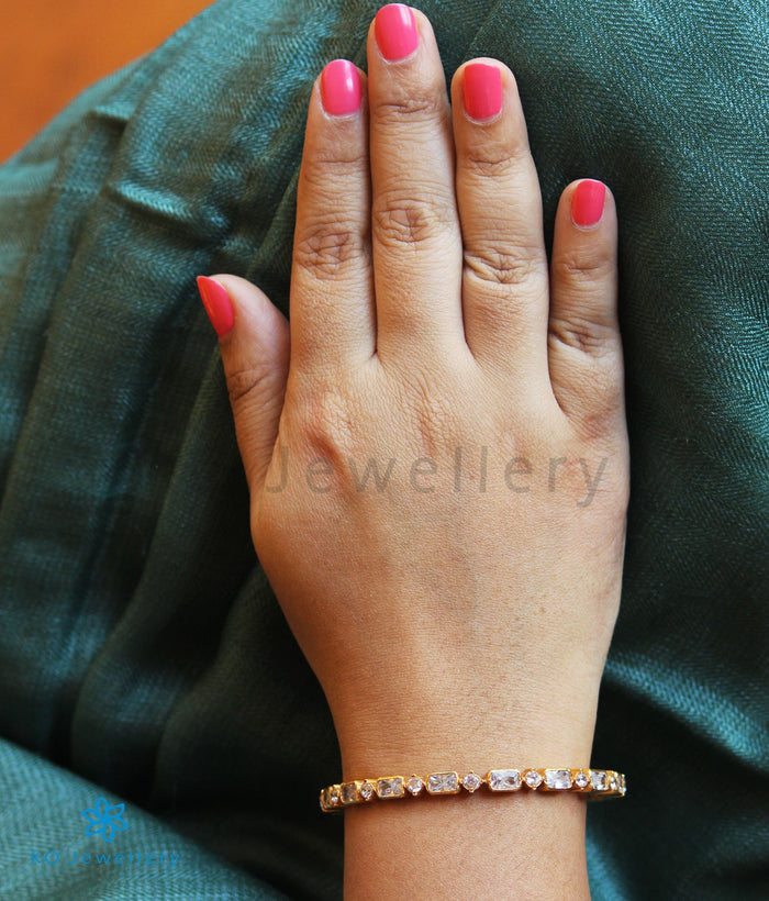 The Mrudula Silver Bangle-Single (White/Size 2.2/2.4/2.6/2.8)