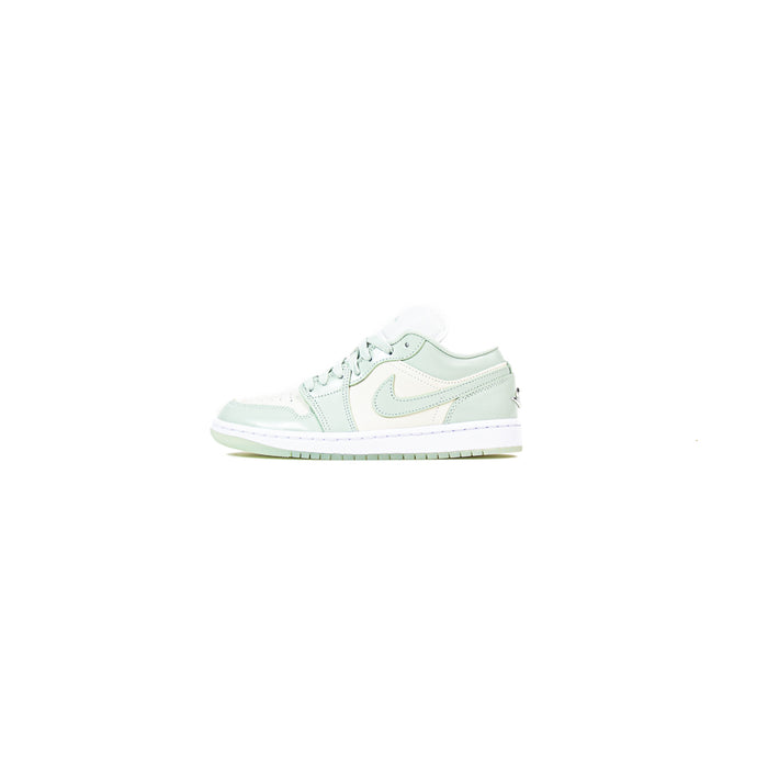 Wmns Air Jordan 1 Low SE (Sail/Seafoam-Metallic Silver)